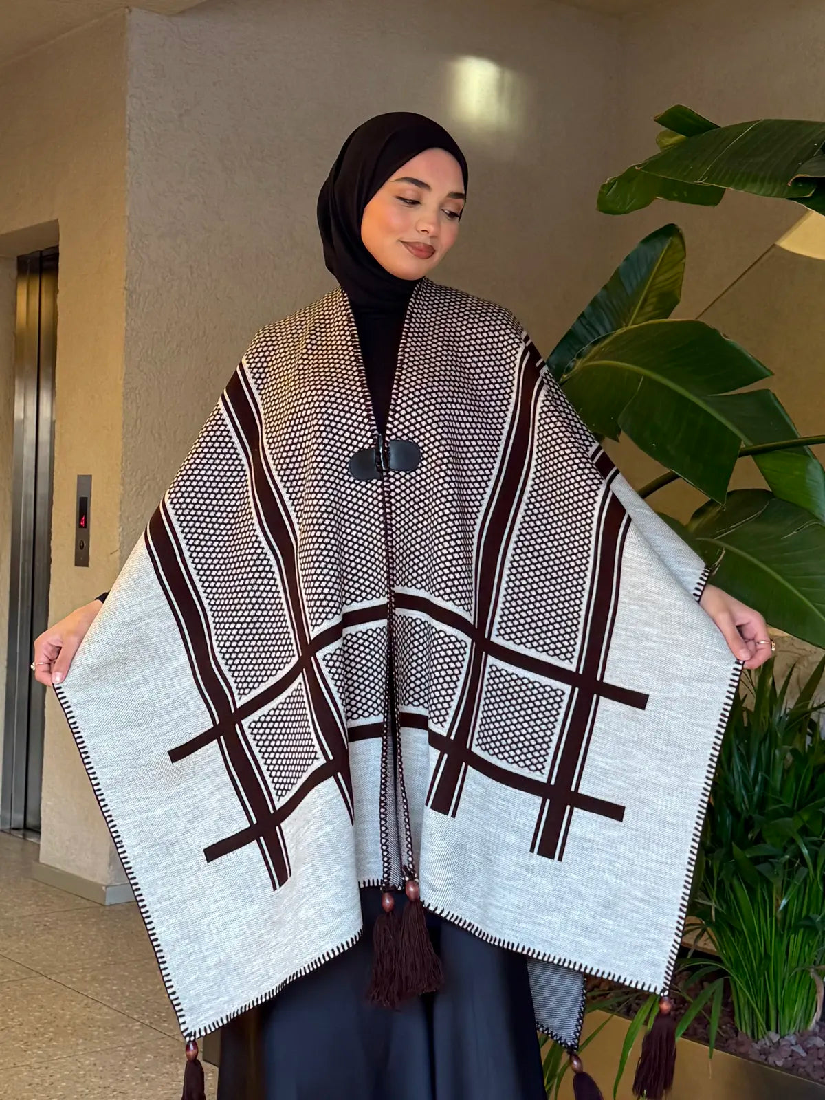 Premium Keffiyeh Cape | Signature Keffiyeh Poncho