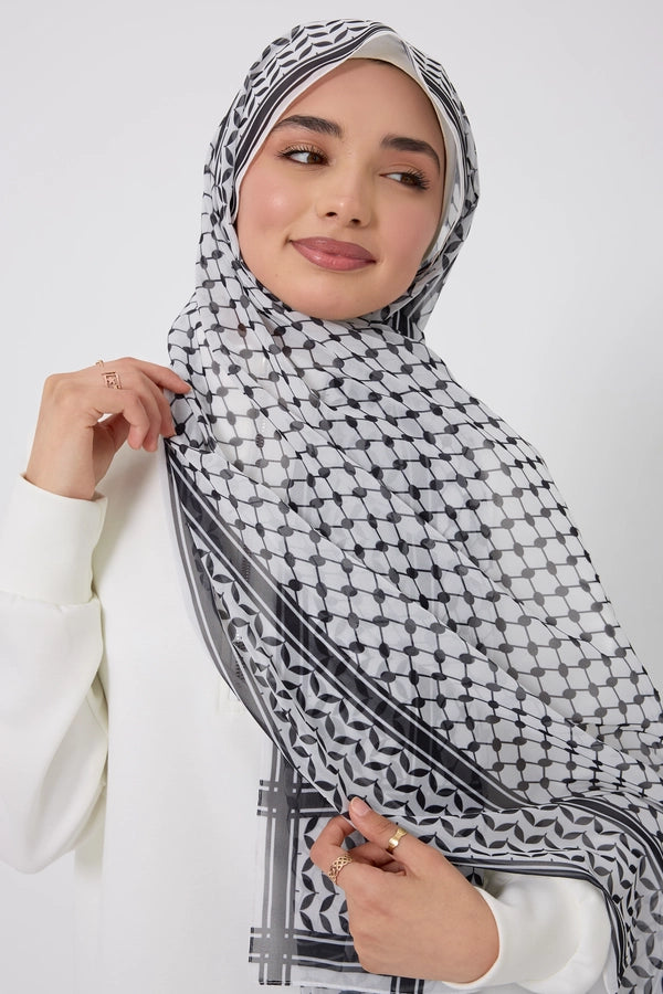 #color_Black & White