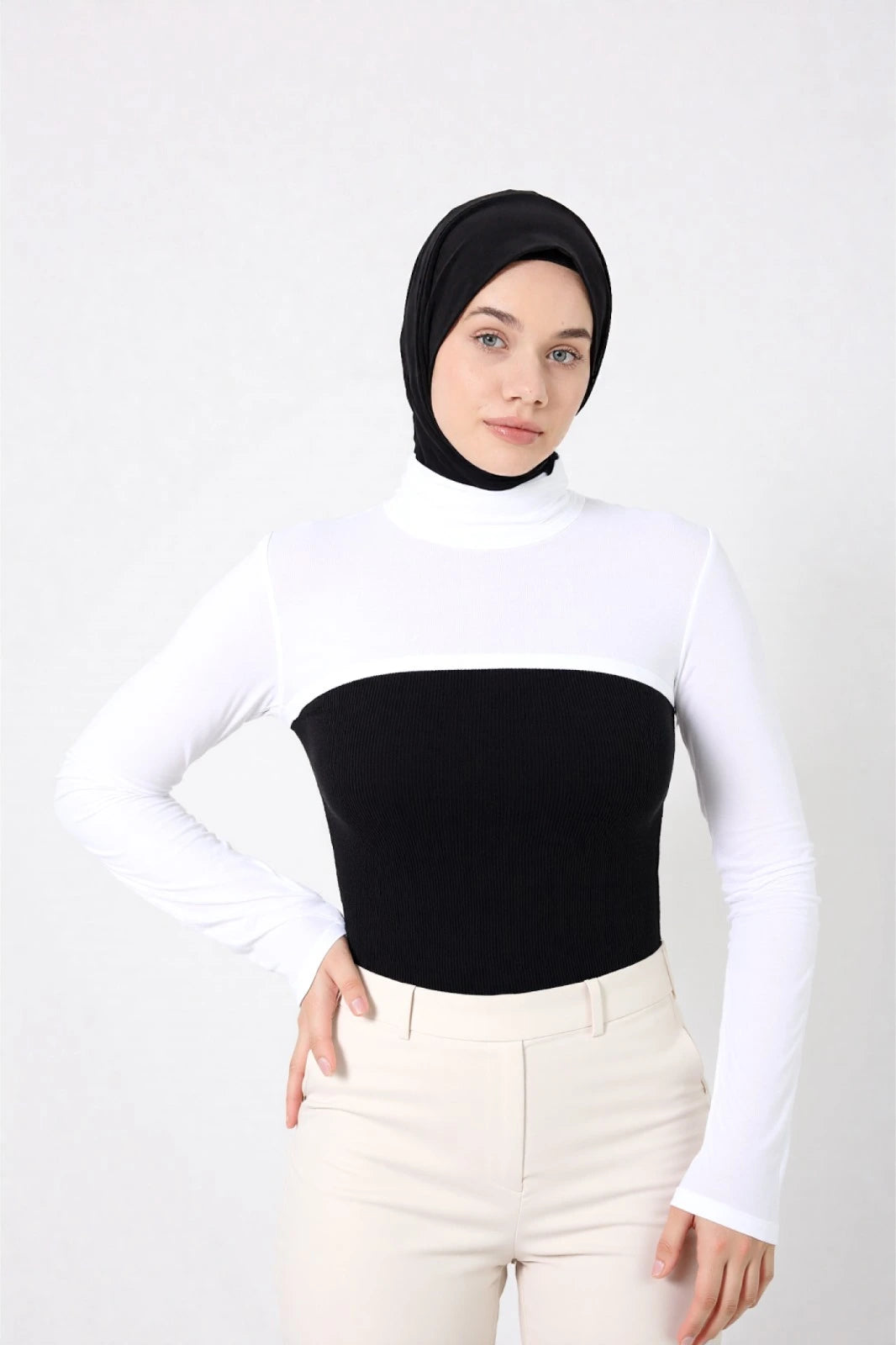 #color_White